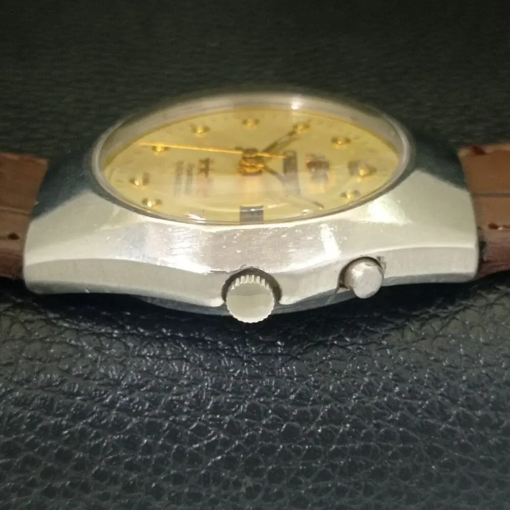 Vintage 1976 Orient Automatic Mens Silver Watch W/daydate & Gold accents